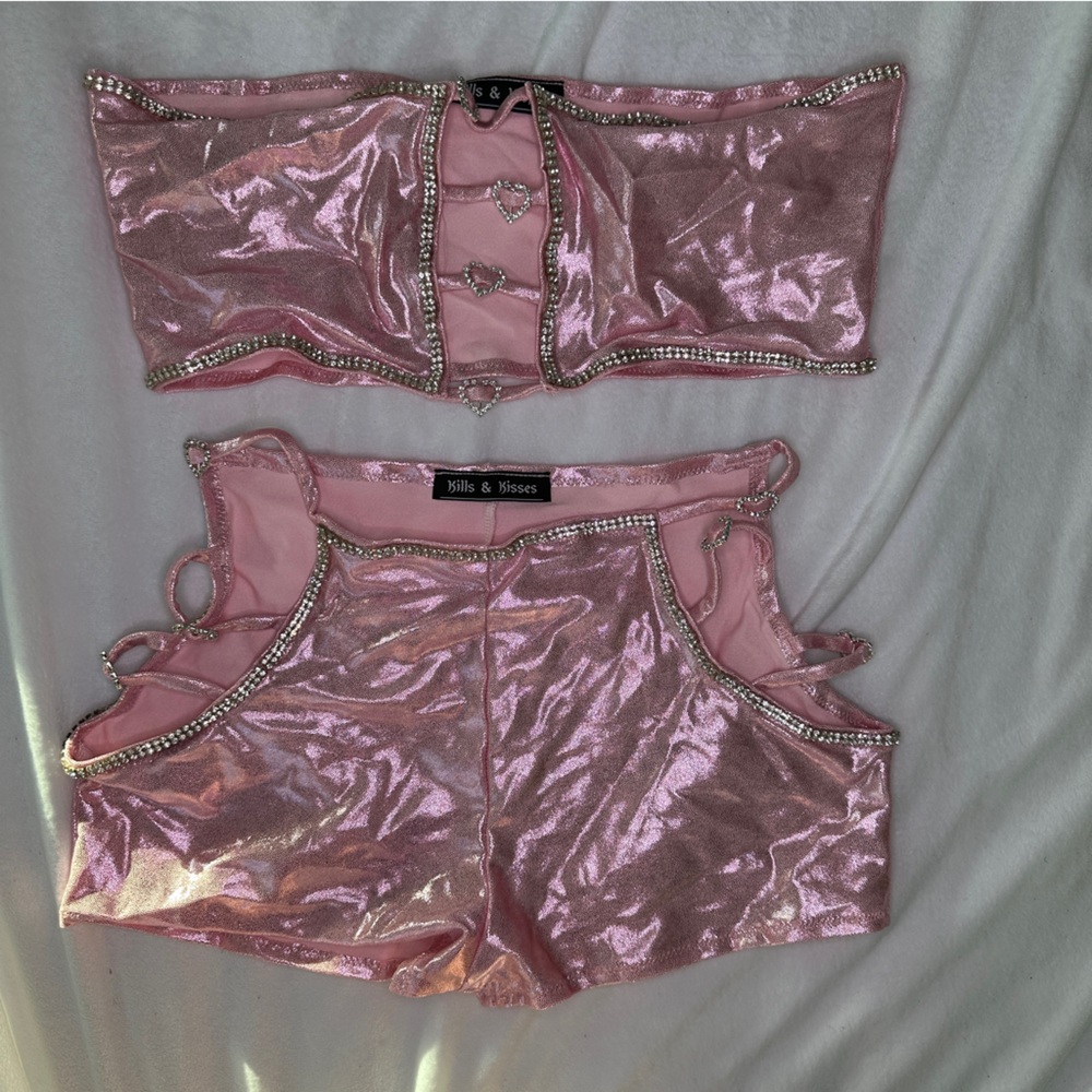 Sparkle Rave Outfit - Picture 2 of 5